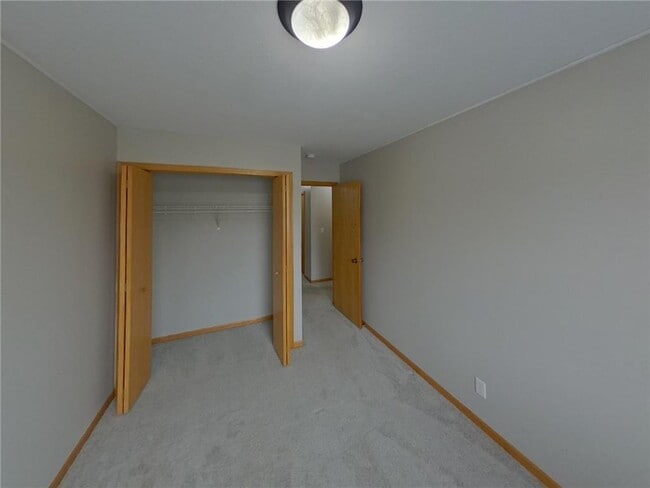 Building Photo - 13758 Flay Ave N