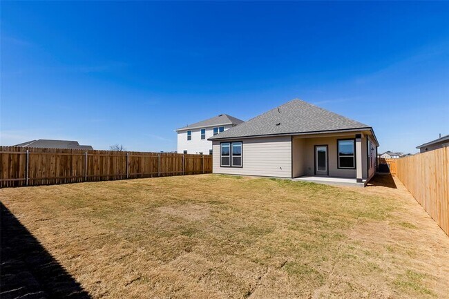 Building Photo - 1508 Carriageway Dr