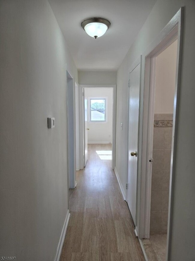 Building Photo - 67 Lindsley Ave