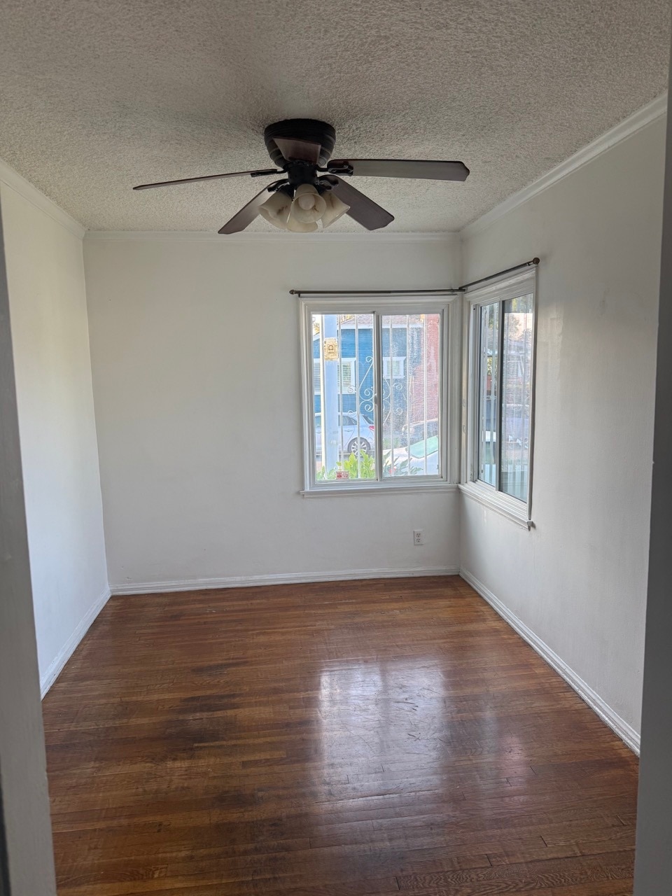 Building Photo - 3720 Ruthelen St