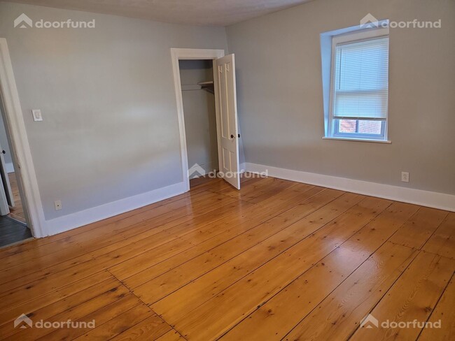 Building Photo - 17 Wachusett St