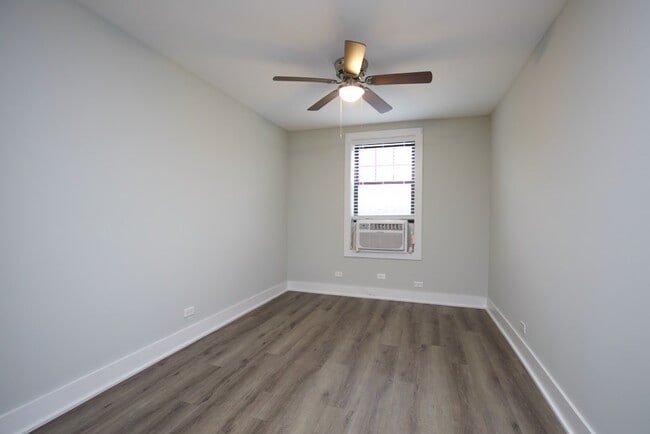 Building Photo - 725 St Johns Ave