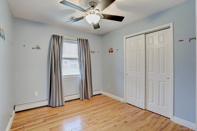 Building Photo - 6 Hemlock Ln