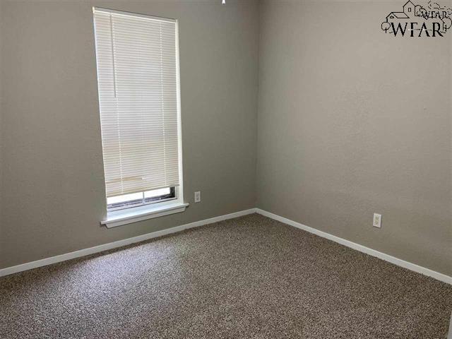 Building Photo - 5006 Kingston Dr