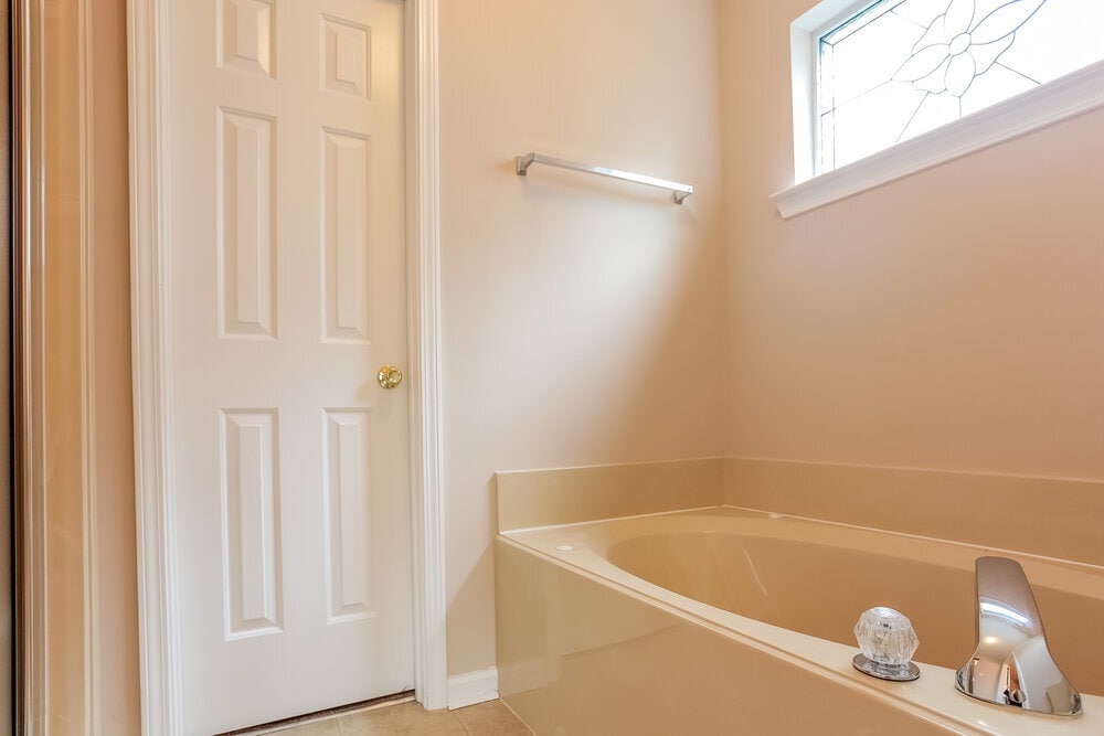 Building Photo - 4499 Shadow Ridge Dr