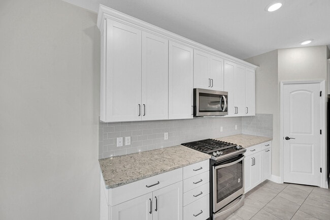 Building Photo - 4995 Cavelletti Rd
