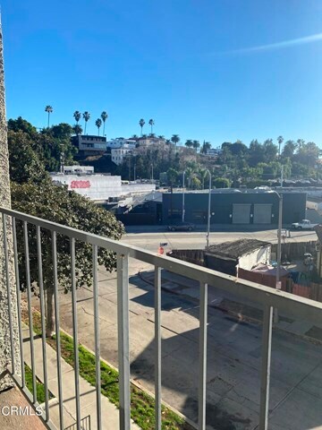 Primary Photo - 4225 Del Mar Ave