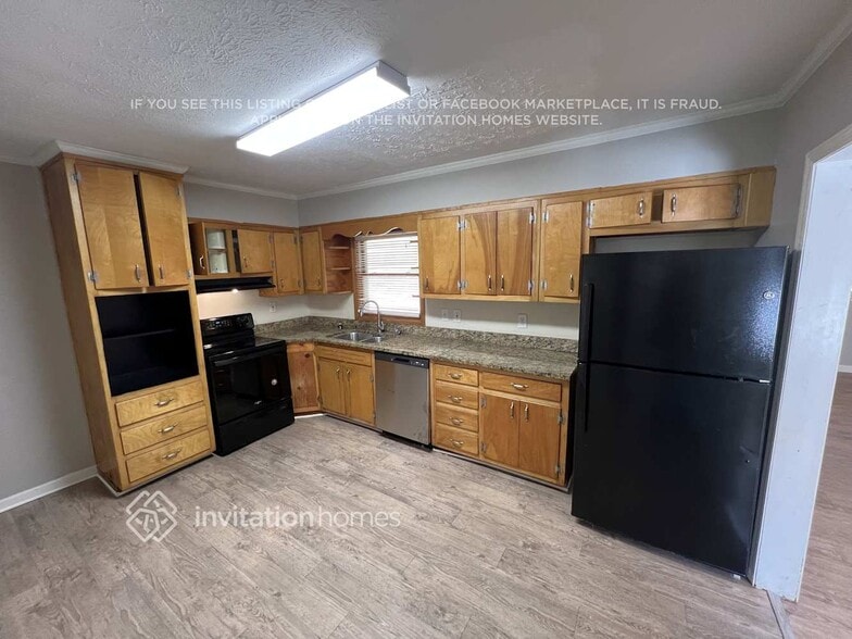 Building Photo - 35 Circle Creek Dr