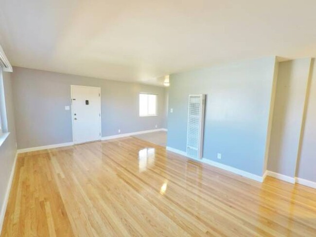 Building Photo - Spacious 2BR Apartment – Near El Cerrito D...