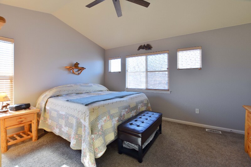 Building Photo - 4036 Plum Creek Dr