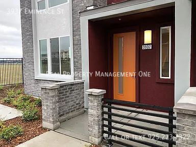 Building Photo - 3937 Eminence St