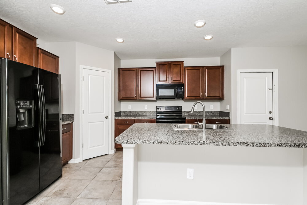 Building Photo - 7106 Salt River Ave