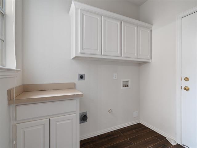 Building Photo - 9213 Dark Forest Dr