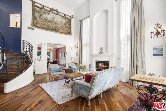 Building Photo - 4544 Tobias Ave