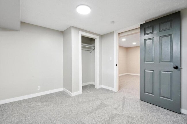 Building Photo - 1311 Liscum Dr