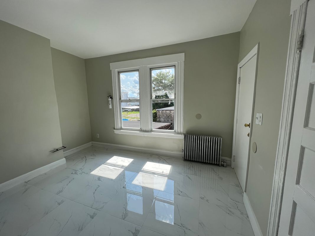 Building Photo - 51 Hawkins St