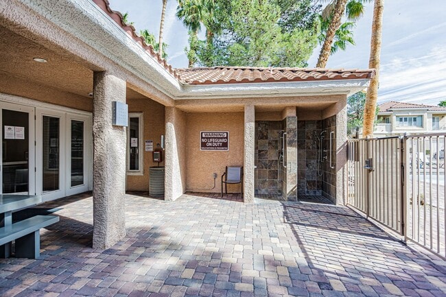 Building Photo - Green Valley Condo