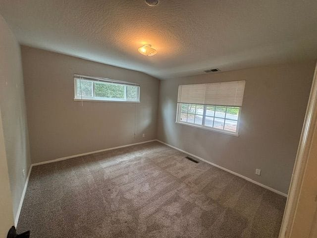 Building Photo - 2860 Buena Vista Ave