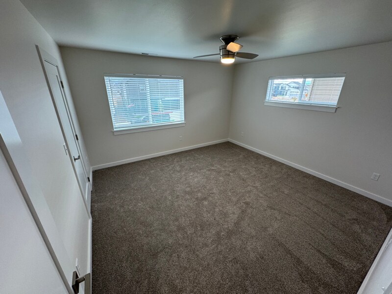 Building Photo - 611 Companion Wy