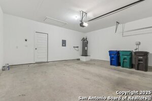 Building Photo - 4422 Chandler Rd
