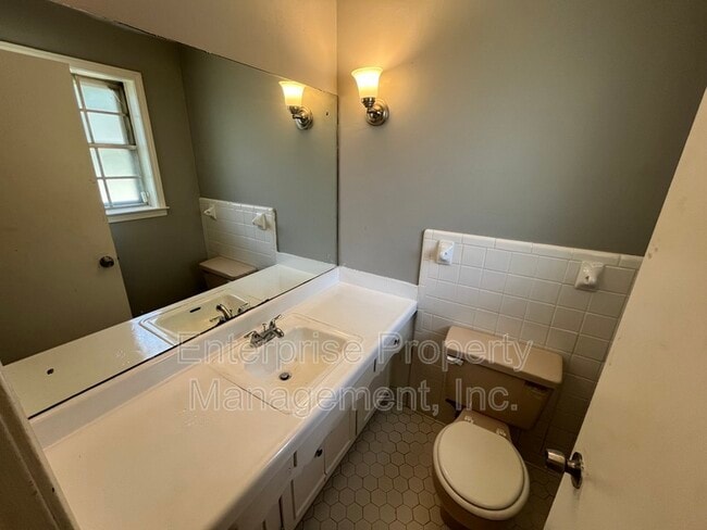 Building Photo - 5254 Haleville Rd