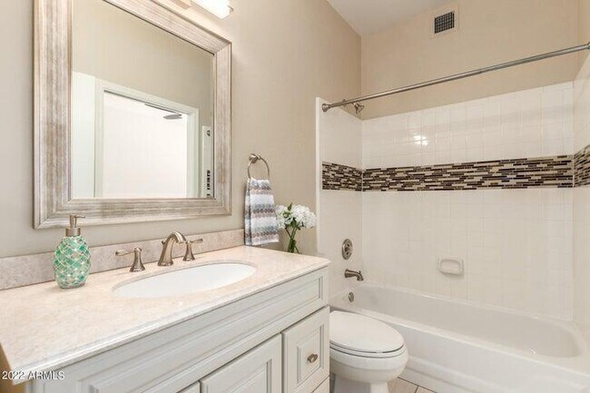 Building Photo - 11838 E Carol Ave