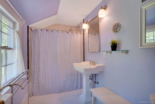 Building Photo - 90 Old Depot Rd