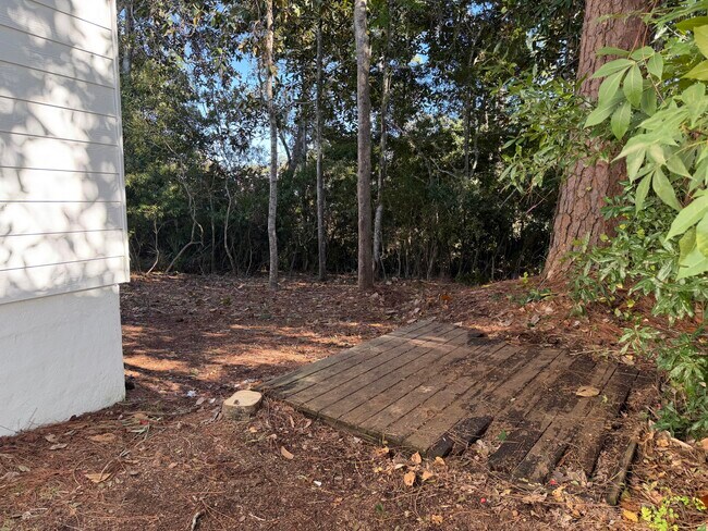 Building Photo - 114 Rearden Wy