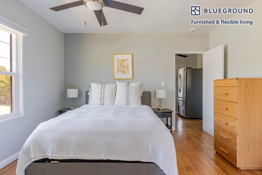 Building Photo - 325 Hawthorne Ave