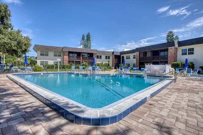 Building Photo - Fully Furnished 2Bedroom in Coronado Cove