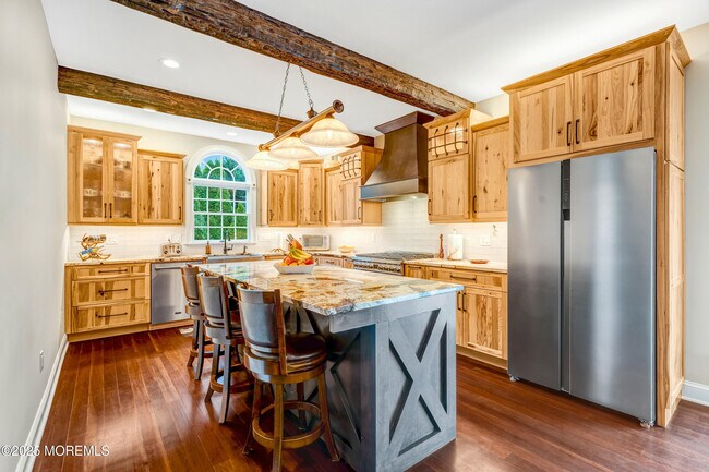 Building Photo - 909 Brookside Ave