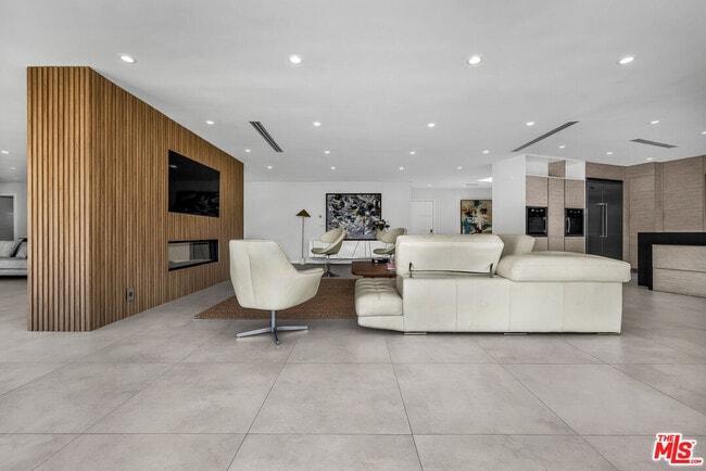 Building Photo - 849 Glenmere Way