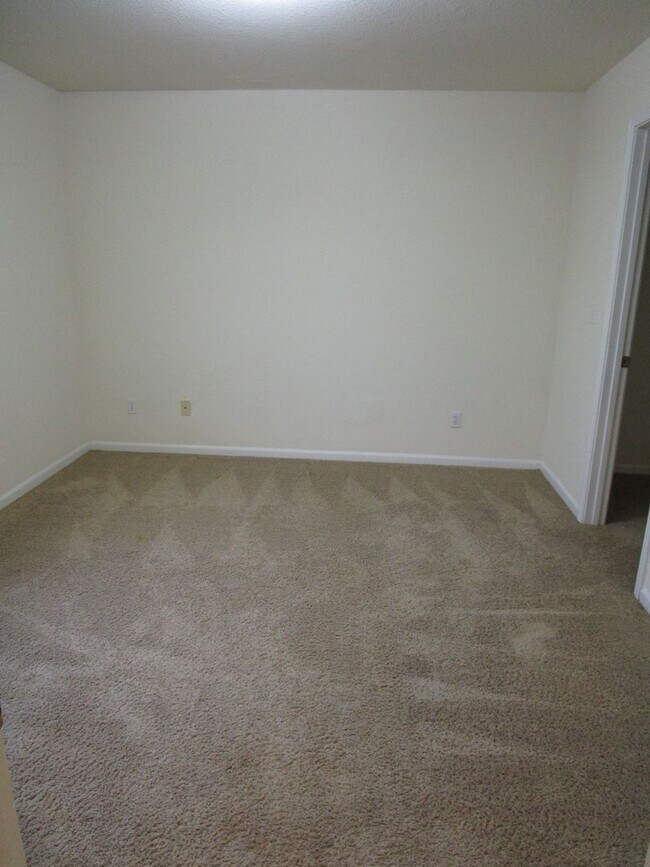 Building Photo - 4404-4404 W Jeana Ct