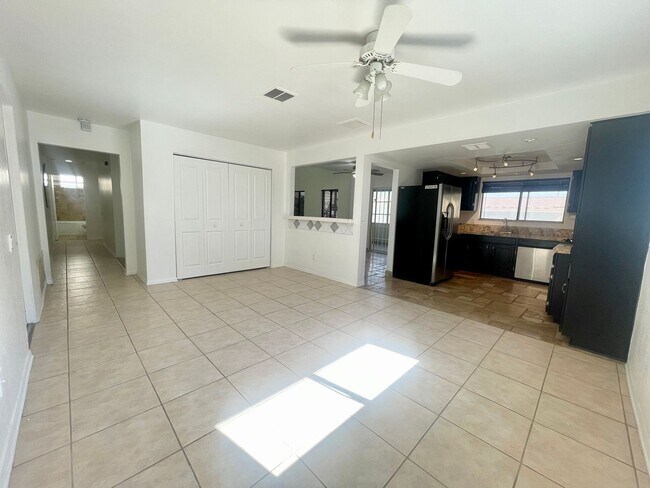 Building Photo - AVAILABLE NOW!! 3 Bedroom/2 Bathroom Cathedral City Pool Home!!  MOVE IN SPECIAL HALF OFF ONE MON...