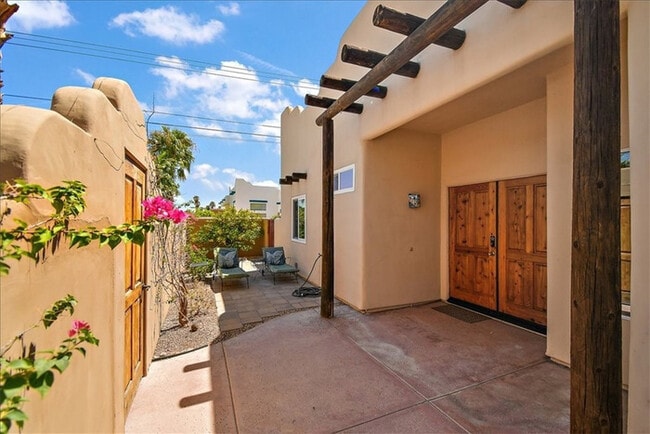 Building Photo - Desert Retreat with Private Pool, Mountain Views & Courtyard – La Quinta Cove