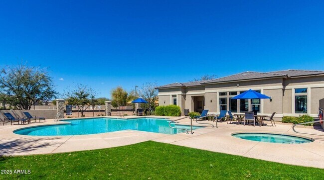 Building Photo - 14870 W Encanto Blvd