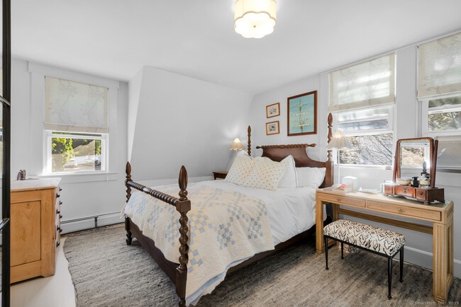 Building Photo - 53 Noroton Ave