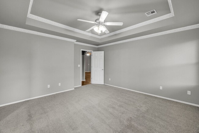 Building Photo - Welcome to this gorgeous home in the highly desirable Eddington Place neighborhood!