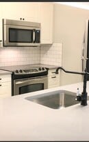 Building Photo - 5011 Sharon Rd