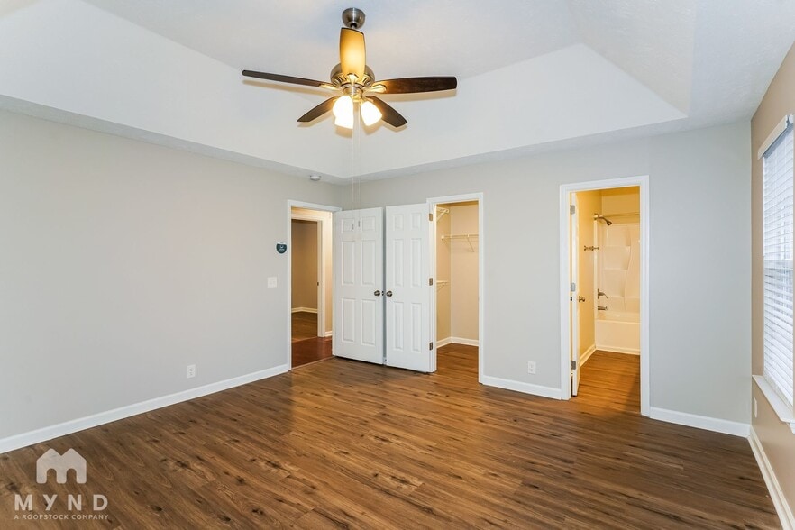 Building Photo - 252 Cedarview Dr