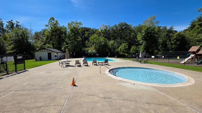 Building Photo - 47 Scarborough Ln