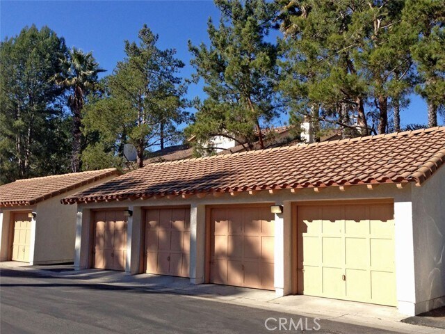 Building Photo - 24352 Acaso