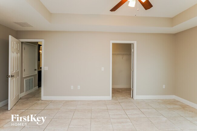 Building Photo - 368 Camellia Ct