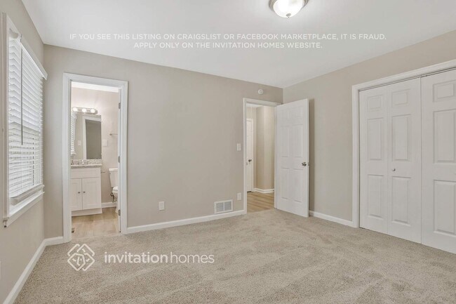 Building Photo - 692 Barnes Dr