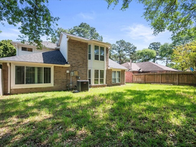 Building Photo - 16311 Salinas Ln