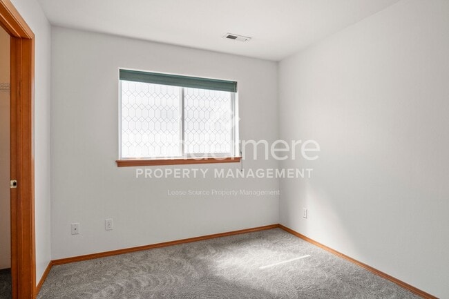 Building Photo - *Coming Soon* 3 Bedroom 2 Bath Home In North Spokane