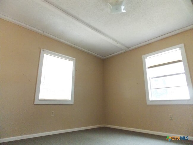 Building Photo - 959 W Lee St
