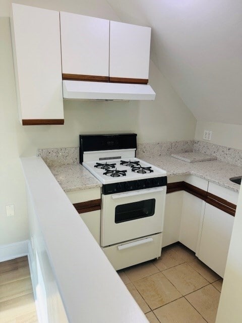 Building Photo - 72 Adams St