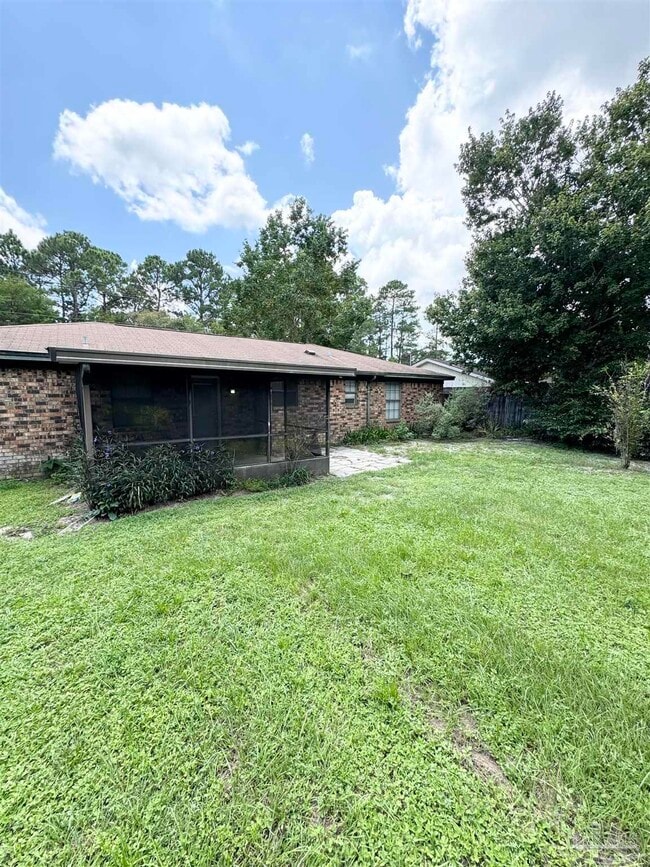 Building Photo - 10416 Tanton Rd