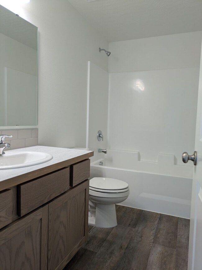 Building Photo - 3679 S Penn Pl